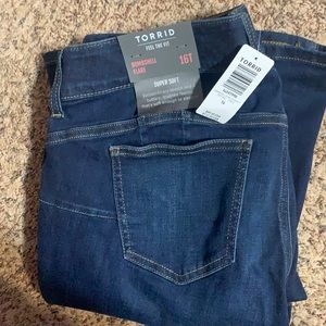 Torrid Bombshell Flare